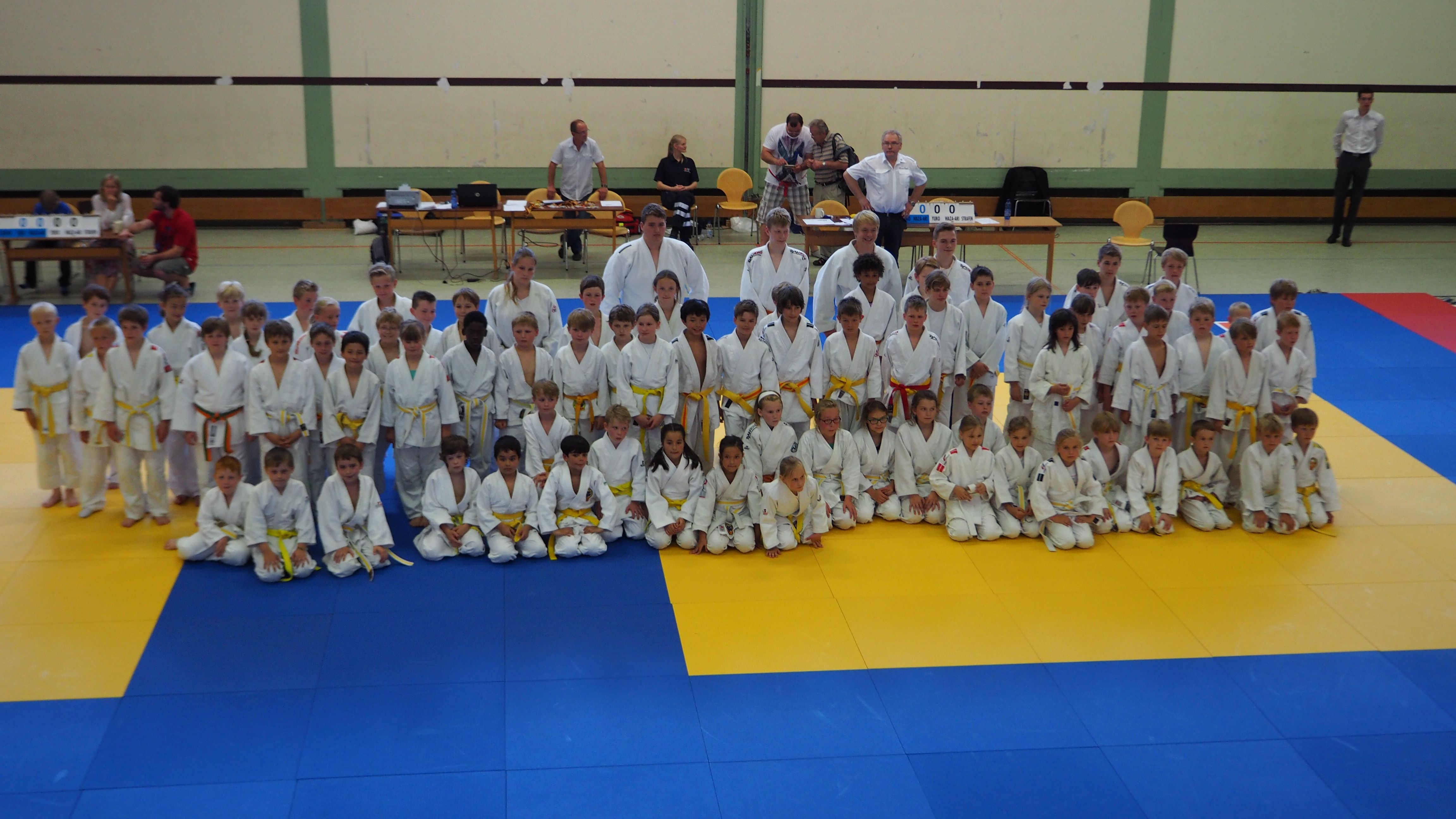 tl_files/judoka_stade/2014/Bilder/U12/2014-07-05 Gruppe P7050030.JPG